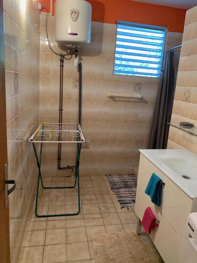 לה מול Chez Sidoine Meuble 1 Chambre מראה חיצוני תמונה