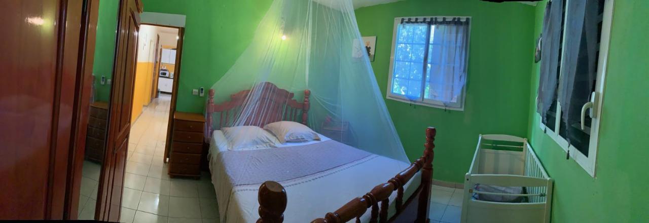 לה מול Chez Sidoine Meuble 1 Chambre מראה חיצוני תמונה